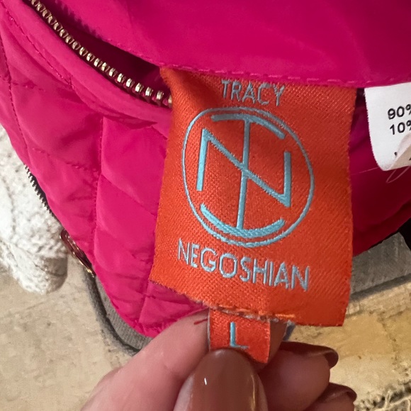 Tracy Negoshian reversible puffy vest pink and navy size large - Picture 4 of 4